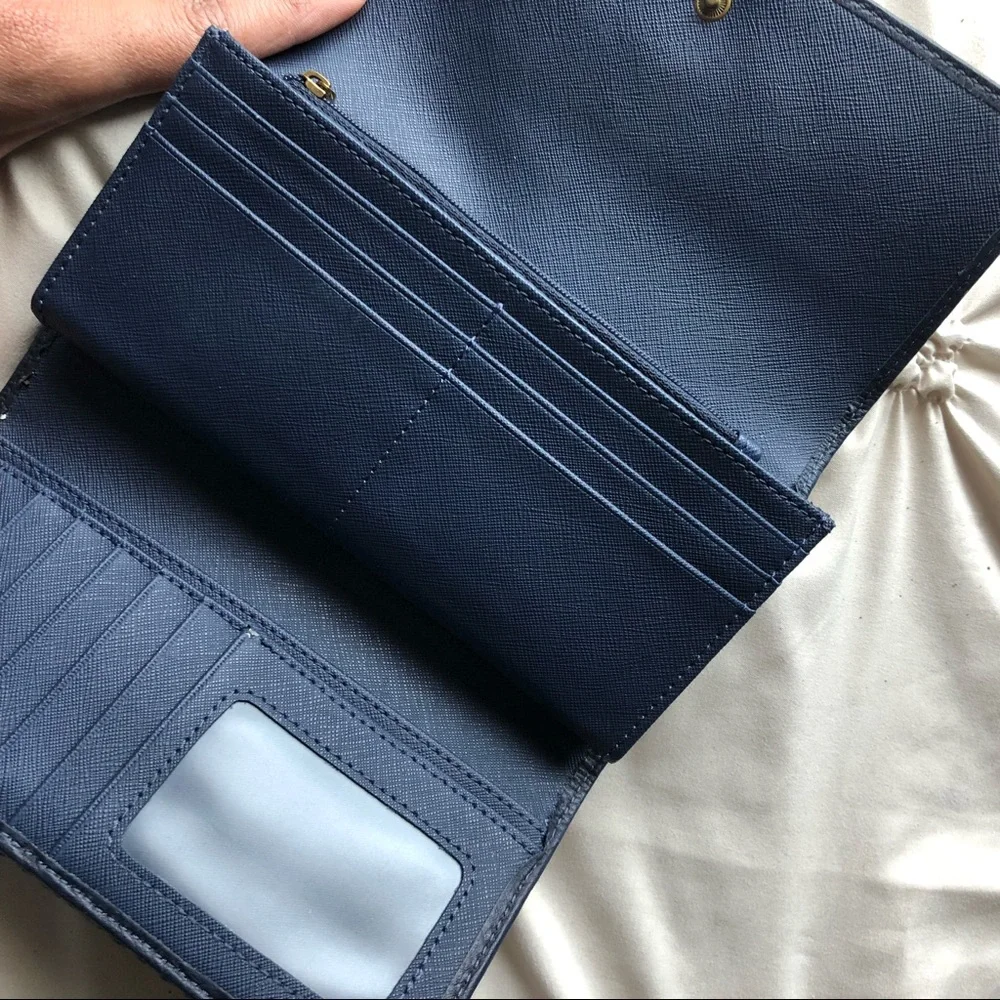 Fossil Dark Blue Pebbled Leather Clutch Wallet